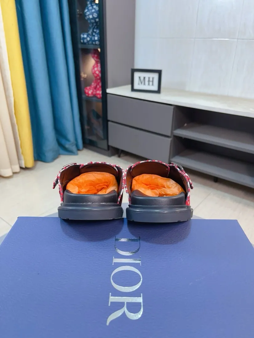 Men's shoes 💰380🌸🌸【Dior】Top purchasing agent 🇮🇹 Di Street Male God half drag counter synchronization, uppers imported from Italy with D logo fabric, high-quality complex splicing craftsmanship, soles: original soles specially provided by the original factory, exclusive event molded soles super comfortable, original factory single goods, 🔍🔍high quality, you can enter and exit the counter at will, welcome to compare, size number 38-45 (order 46)